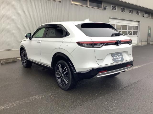 ヴェゼル ｅ：ＨＥＶ　Ｚ　ｅ：ＨＥＶＺ　４ＷＤ　ＥＴＣ　アルミホイール　スマートキー　ＬＥＤ　クリアランスソナー　シートヒーター　メモリーナビ　バックカメラ　フルセグ（9枚目）