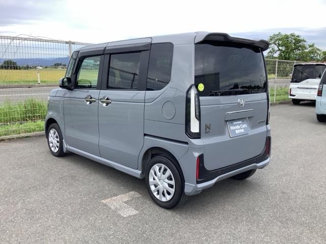 Ｎ－ＢＯＸカスタム コーディネートスタイル　４ＷＤ　ＥＴＣ　スマートキー　両側電動スライドドア　ＬＥＤ　クリアランスソナー　ベンチシート　シートヒーター　メモリーナビ　バックカメラ　フルセグ　ドライブレコーダー（9枚目）