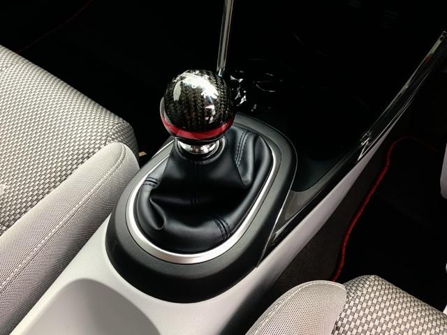ＣＲ－Ｚ α　６ＭＴ　横滑り防止装置　ＥＴＣ　アルミホイール　スマートキー　オートクルーズコントロール　ＨＩＤ　ＨＤＤナビ　バックカメラ　ワンセグ（11枚目）
