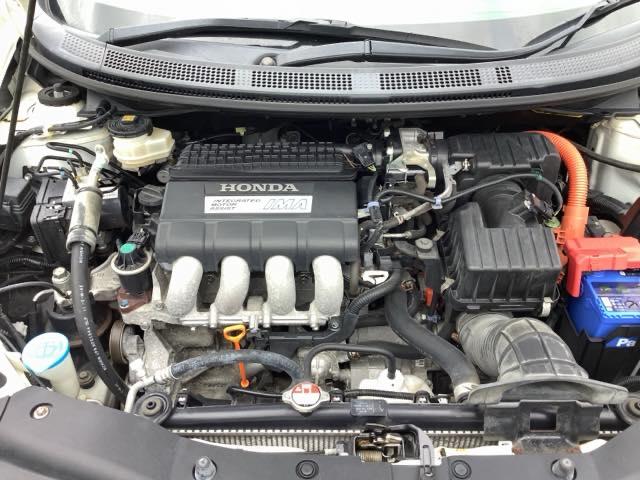 ＣＲ－Ｚ α　６ＭＴ　横滑り防止装置　ＥＴＣ　アルミホイール　スマートキー　オートクルーズコントロール　ＨＩＤ　ＨＤＤナビ　バックカメラ　ワンセグ（17枚目）