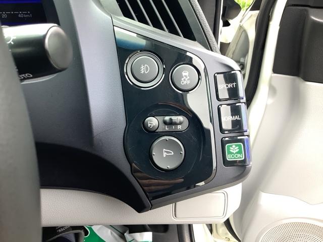 ＣＲ－Ｚ α　６ＭＴ　横滑り防止装置　ＥＴＣ　アルミホイール　スマートキー　オートクルーズコントロール　ＨＩＤ　ＨＤＤナビ　バックカメラ　ワンセグ（26枚目）