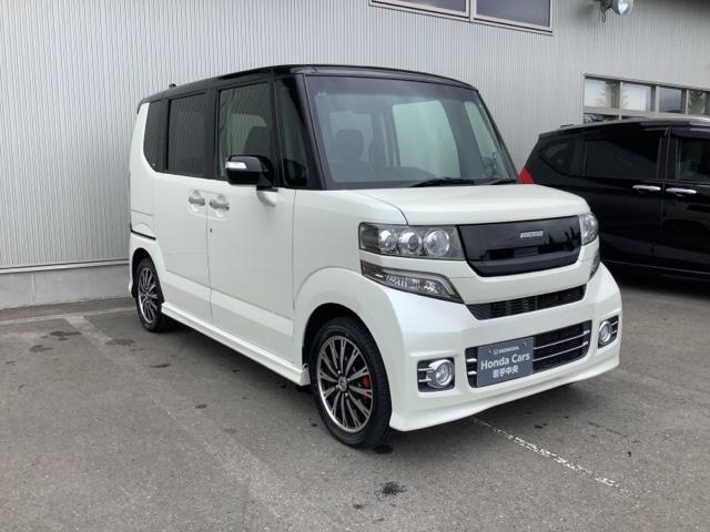Ｎ－ＢＯＸカスタム Ｇ・ターボパッケージ　ＥＴＣ　アルミホイール　スマートキー　両側電動スライドドア　ＨＩＤ　ターボ　ベンチシート　メモリーナビ　バックカメラ　ワンセグ（6枚目）