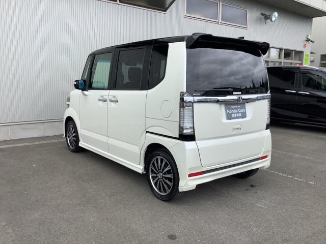 Ｎ－ＢＯＸカスタム Ｇ・ターボパッケージ　ＥＴＣ　アルミホイール　スマートキー　両側電動スライドドア　ＨＩＤ　ターボ　ベンチシート　メモリーナビ　バックカメラ　ワンセグ（9枚目）