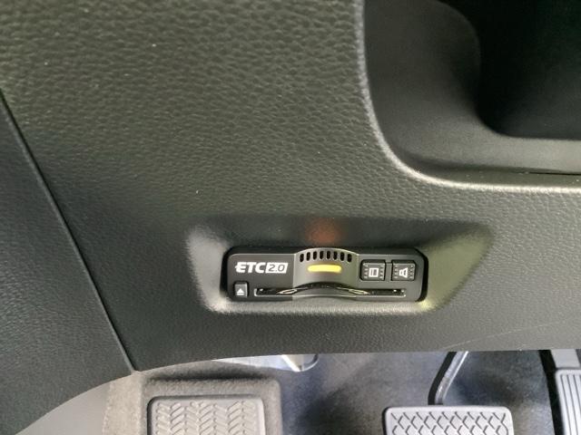フィット ｅ：ＨＥＶクロスター　４ＷＤ　ＥＴＣ　アルミホイール　スマートキー　オートクルーズコントロール　ＬＥＤ　クリアランスソナー　メモリーナビ　バックカメラ　フルセグ（24枚目）