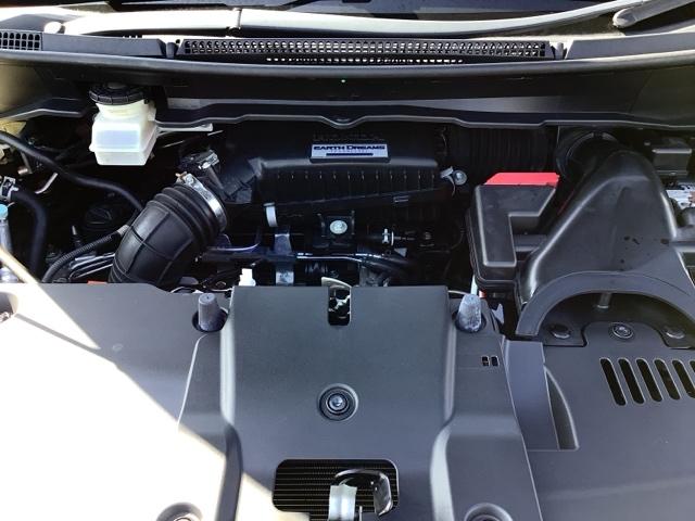 ステップワゴンスパーダ スパーダ・クールスピリット　ホンダセンシング　スパーダ・クールスピリットホンダセンシング　４ＷＤ　ＥＴＣ　スマートキー　両側電動スライドドア　ＬＥＤ　シートヒーター　メモリーナビ　バックカメラ　フルセグ　全周囲カメラ（17枚目）