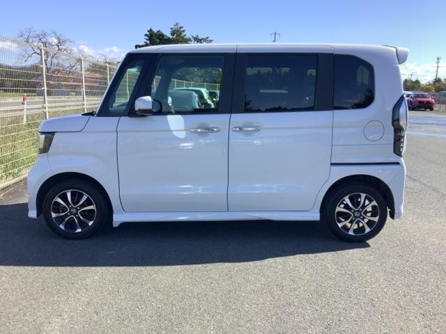 Ｎ－ＢＯＸカスタム Ｇ・Ｌホンダセンシング　４ＷＤ　ＥＴＣ　スマートキー　片側電動スライドドア　ＬＥＤ　ベンチシート　シートヒーター　メモリーナビ　フルセグ　ドライブレコーダー（5枚目）