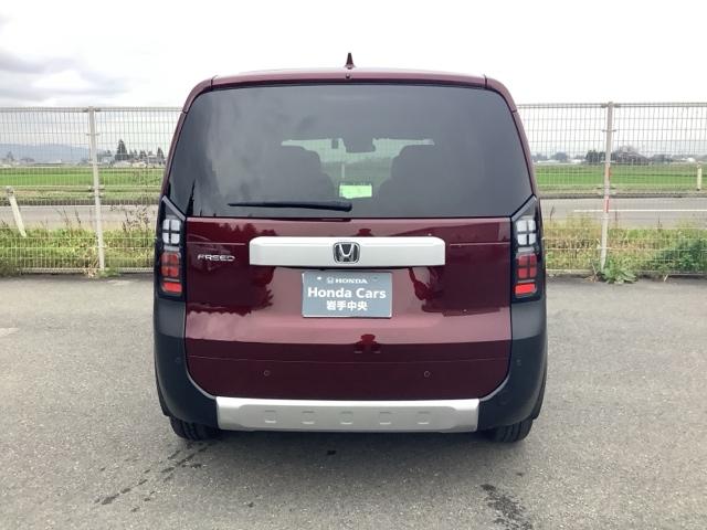 フリード クロスター（3枚目）