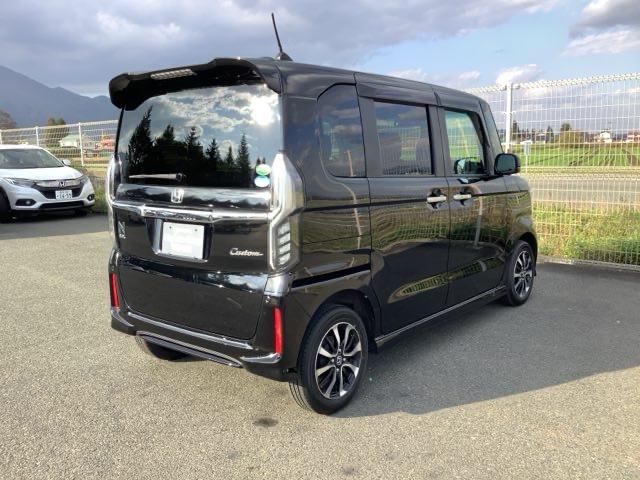 N-BOXカスタム G・Lホンダセンシング(8枚目)