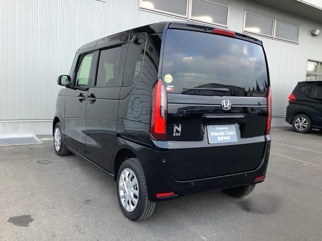 N-BOX ベースグレード 4WD ETC スマートキー 片側電動スライドドア LED クリアランスソナー ベンチシート メモリーナビ バックカメラ フルセグ(9枚目)