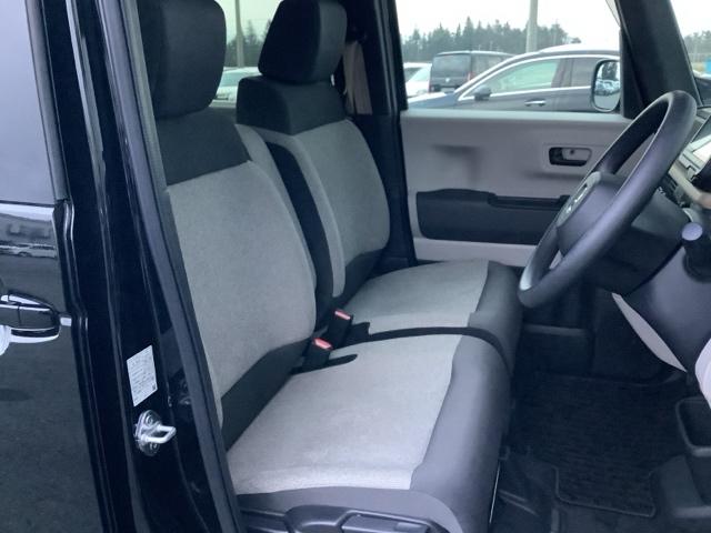 N-BOX ベースグレード 4WD ETC スマートキー 片側電動スライドドア LED クリアランスソナー ベンチシート メモリーナビ バックカメラ フルセグ(13枚目)