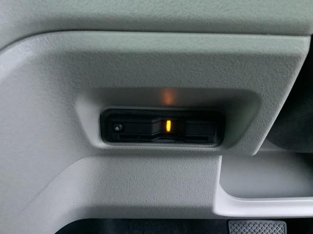 N-BOX ベースグレード 4WD ETC スマートキー 片側電動スライドドア LED クリアランスソナー ベンチシート メモリーナビ バックカメラ フルセグ(22枚目)