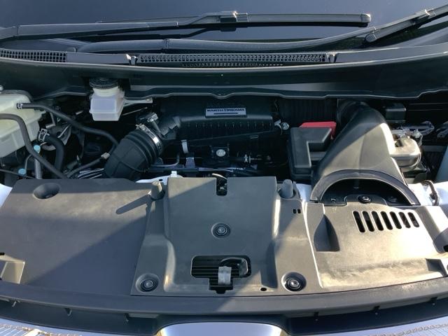ステップワゴンスパーダ スパーダ・クールスピリットホンダセンシング　４ＷＤ　ＥＴＣ　ＨｏｎｄａＳＥＮＳＩＮＧ　シートヒーター　ドライブレコーダー　エンジンスターター　両側電動スライドドア　メモリーナビ　バックカメラ　フルセグ（17枚目）