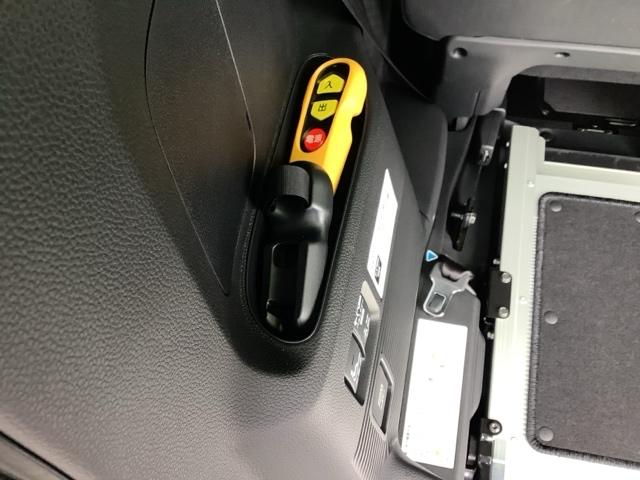 N-BOXカスタム スロープ ETC HondaSENSING シートヒーター 両側電動スライドドア ドライブレコーダー(24枚目)