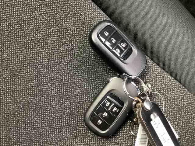 N-BOXカスタム スロープ ETC HondaSENSING シートヒーター 両側電動スライドドア ドライブレコーダー(26枚目)