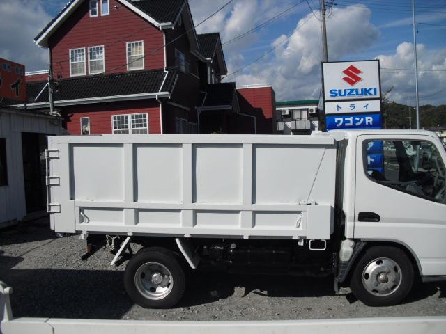 キャンター ダンプ　高床　深ダンプ　１ナンバー　２トン車　５速マニュアル車　３０００ｃｃターボ　総重量５０１５Ｋｇ　修復歴無し　遠方の場合は別途費用が掛かります。（45枚目）