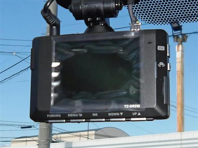 シエンタ ハイブリッドＧ　フルセグ　メモリーナビ　バックカメラ　衝突被害軽減システム　ＥＴＣ　ドラレコ　両側電動スライド　ＬＥＤヘッドランプ　乗車定員７人　３列シート　アイドリングストップ（8枚目）