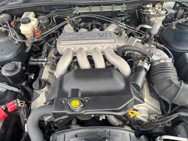 シーマ タイプＩＩリミテッド　実走行１３０００キロ　アクティブ無し　純正バネサス　マルチレスモデル（6枚目）