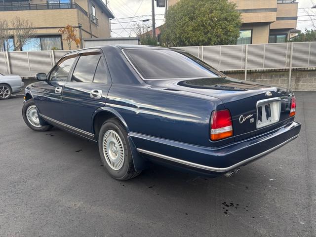 シーマ タイプＩＩリミテッド　実走行１３０００キロ　アクティブ無し　純正バネサス　マルチレスモデル（9枚目）