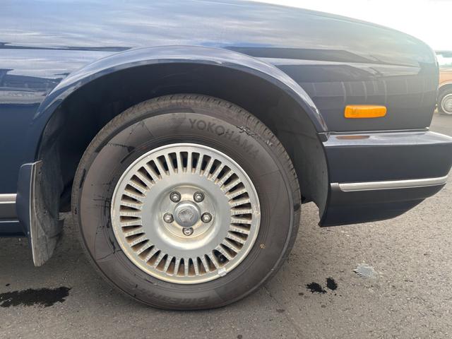 シーマ タイプＩＩリミテッド　実走行１３０００キロ　アクティブ無し　純正バネサス　マルチレスモデル（21枚目）