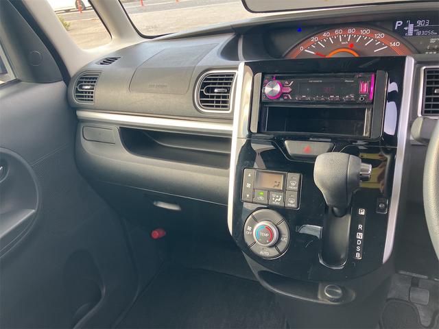 タント Ｘ　ブラックインテリアパッケージ　４ＷＤ　後期　アルミホイール　パワースライドドア　アイドリングストップ　スマートキー　シートヒーター（12枚目）