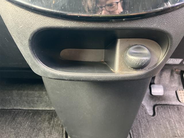 タント Ｘ　ブラックインテリアパッケージ　４ＷＤ　後期　アルミホイール　パワースライドドア　アイドリングストップ　スマートキー　シートヒーター（15枚目）