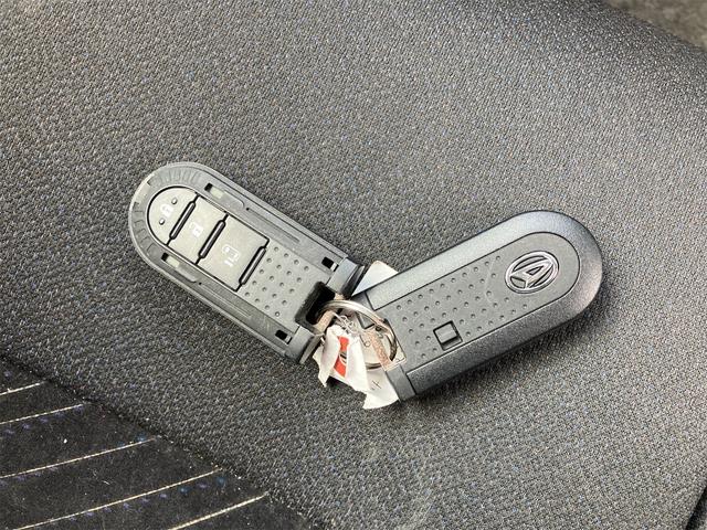 タント Ｘ　ブラックインテリアパッケージ　４ＷＤ　後期　アルミホイール　パワースライドドア　アイドリングストップ　スマートキー　シートヒーター（17枚目）