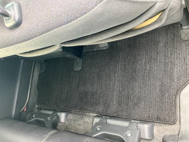 タント Ｘ　ブラックインテリアパッケージ　４ＷＤ　後期　アルミホイール　パワースライドドア　アイドリングストップ　スマートキー　シートヒーター（19枚目）