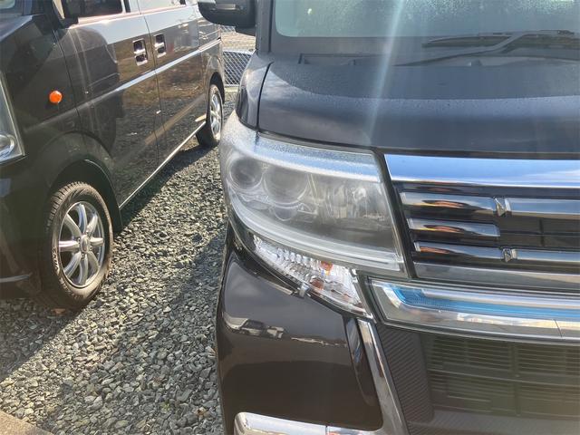 タント カスタムＲＳ　トップエディションＳＡＩＩ　４ＷＤ　ナビ　ＴＶ　バックカメラ　両側パワースライドドア　アルミホイール　記録簿付　スマートキー（4枚目）