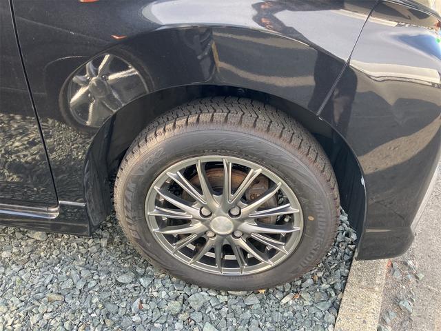 タント カスタムＲＳ　トップエディションＳＡＩＩ　４ＷＤ　ナビ　ＴＶ　バックカメラ　両側パワースライドドア　アルミホイール　記録簿付　スマートキー（5枚目）