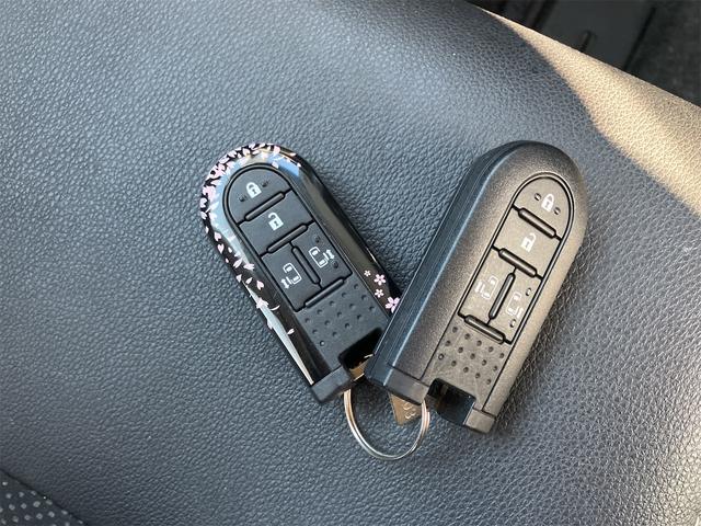 タント カスタムＲＳ　トップエディションＳＡＩＩ　４ＷＤ　ナビ　ＴＶ　バックカメラ　両側パワースライドドア　アルミホイール　記録簿付　スマートキー（23枚目）