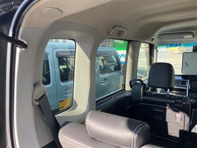 タント カスタムＲＳ　トップエディションＳＡＩＩ　４ＷＤ　ナビ　ＴＶ　バックカメラ　両側パワースライドドア　アルミホイール　記録簿付　スマートキー（30枚目）