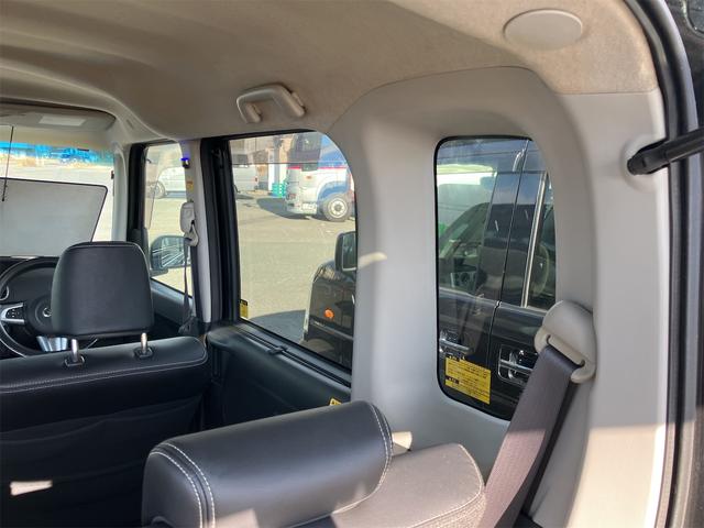 タント カスタムＲＳ　トップエディションＳＡＩＩ　４ＷＤ　ナビ　ＴＶ　バックカメラ　両側パワースライドドア　アルミホイール　記録簿付　スマートキー（31枚目）