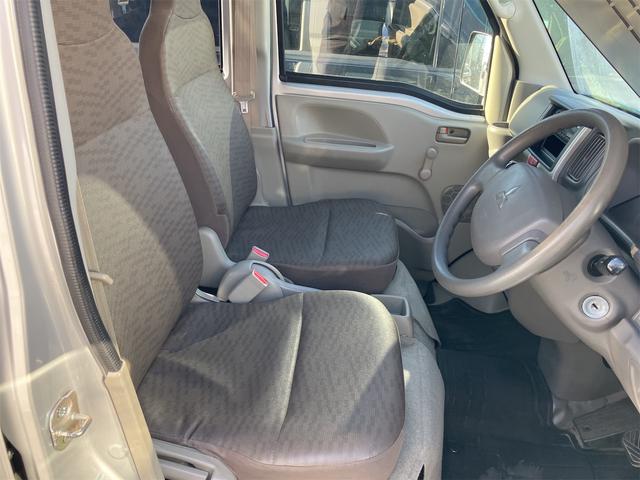 ミニキャブバン Ｍ　４ＷＤ　２ｎｄ発進付　オートマ　両側スライドドア　ＣＤ　エアコン　パワステ（10枚目）