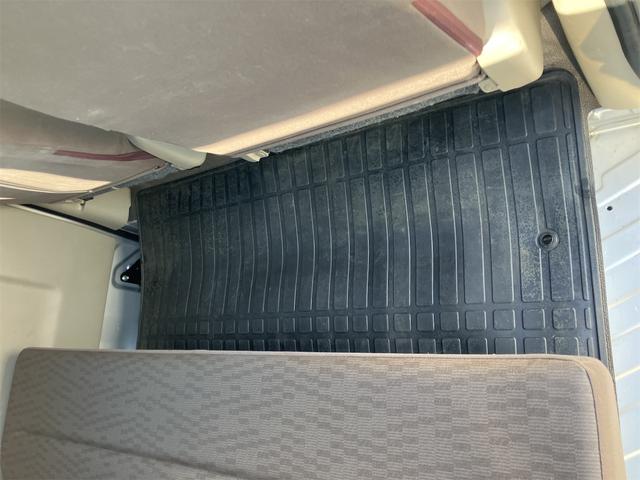 ミニキャブバン Ｍ　４ＷＤ　２ｎｄ発進付　オートマ　両側スライドドア　ＣＤ　エアコン　パワステ（18枚目）