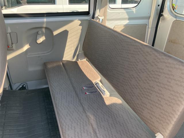 ミニキャブバン Ｍ　４ＷＤ　２ｎｄ発進付　オートマ　両側スライドドア　ＣＤ　エアコン　パワステ（24枚目）