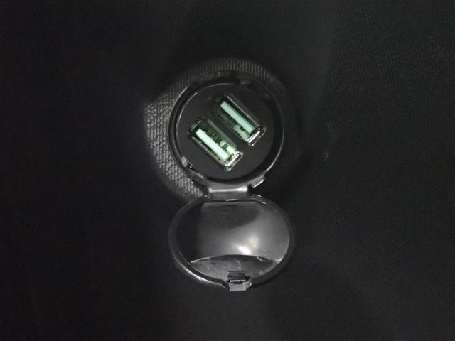 アクア Ｓスタイルブラック　フルセグ　メモリーナビ　ＤＶＤ再生　ミュージックプレイヤー接続可　バックカメラ　衝突被害軽減システム　ＥＴＣ　ワンオーナー　記録簿（18枚目）