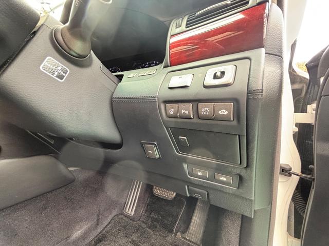 ＬＳ ＬＳ６００ｈＬ　４ＷＤロングボディー　ナビＴＶバックカメラ　マークレビンソン　黒皮シート　サンルーフ　パワートランク　ステアリングヒーター　クルーズコントロール　ドライブレコーダー（21枚目）