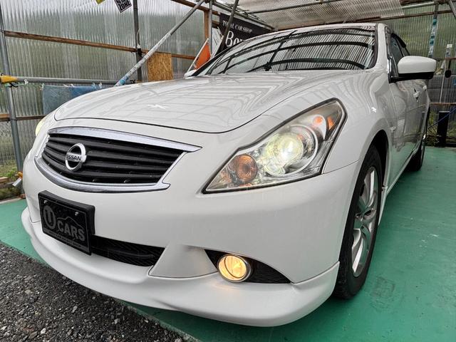 スカイライン ２５０ＧＴ　ナビ／テレビ／バックカメラ／社外マフラー／前席Ｐシート／黒革調シートカバー／ＥＴＣ／ＨＩＤヘッドライト／プッシュスタート／スマートキー（30枚目）