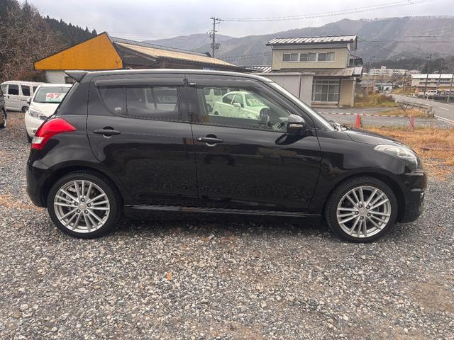 スイフトスポーツ ベースグレード 6MT ナビ テレビ ETC HIDヘッドライト クルーズコントロール 社外マフラー プッシュスタート スマートキー(4枚目)