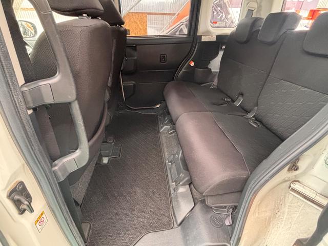 ルーミー カスタムG S 4WD トヨタセーフティーセンス 両側パワースライドドア ナビ テレビ バックカメラ ビルトインETC LEDヘッドライト プッシュスタート スマートキー×2(12枚目)