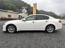 スカイライン ２５０ＧＴ　ナビ／テレビ／バックカメラ／社外マフラー／前席Ｐシート／黒革調シートカバー／ＥＴＣ／ＨＩＤヘッドライト／プッシュスタート／スマートキー（5枚目）