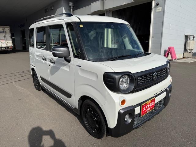 スペーシアギア ＨＹＢＲＩＤ　ＸＺ　２型　４ＷＤ　衝突被害軽減Ｓ　全方位ナビ　４ＷＤ　衝突被害軽減システム　アイドリングストップ　横滑り防止機能　衝突安全ボディ　バックカメラ　オートライト　スライドドア　プッシュスタート　プッシュスタート　シートヒーター　オートエアコン（10枚目）