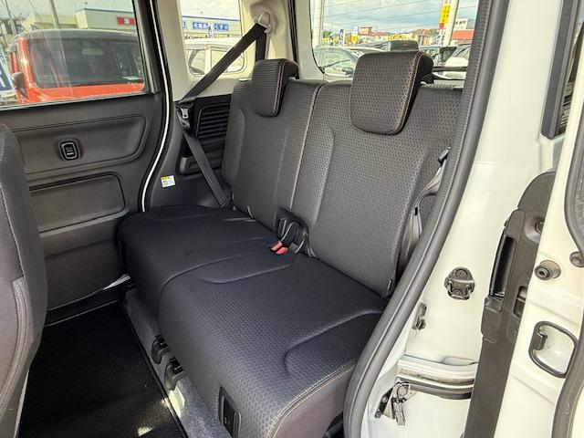 スペーシアギア ＨＹＢＲＩＤ　ＸＺ　２型　４ＷＤ　衝突被害軽減Ｓ　全方位ナビ　４ＷＤ　衝突被害軽減システム　アイドリングストップ　横滑り防止機能　衝突安全ボディ　バックカメラ　オートライト　スライドドア　プッシュスタート　プッシュスタート　シートヒーター　オートエアコン（18枚目）