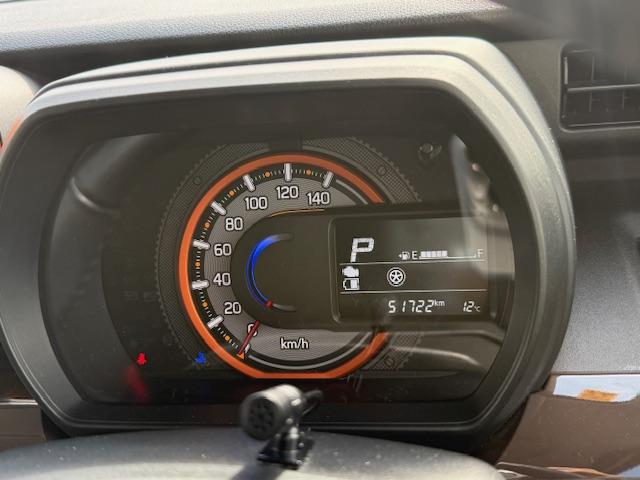 スペーシアギア ＨＹＢＲＩＤ　ＸＺ　２型　４ＷＤ　衝突被害軽減Ｓ　全方位ナビ　４ＷＤ　衝突被害軽減システム　アイドリングストップ　横滑り防止機能　衝突安全ボディ　バックカメラ　オートライト　スライドドア　プッシュスタート　プッシュスタート　シートヒーター　オートエアコン（21枚目）