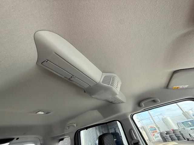 スペーシアギア ＨＹＢＲＩＤ　ＸＺ　２型　４ＷＤ　衝突被害軽減Ｓ　全方位ナビ　４ＷＤ　衝突被害軽減システム　アイドリングストップ　横滑り防止機能　衝突安全ボディ　バックカメラ　オートライト　スライドドア　プッシュスタート　プッシュスタート　シートヒーター　オートエアコン（36枚目）