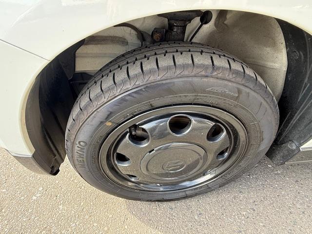 スペーシアギア ＨＹＢＲＩＤ　ＸＺ　２型　４ＷＤ　衝突被害軽減Ｓ　全方位ナビ　４ＷＤ　衝突被害軽減システム　アイドリングストップ　横滑り防止機能　衝突安全ボディ　バックカメラ　オートライト　スライドドア　プッシュスタート　プッシュスタート　シートヒーター　オートエアコン（43枚目）