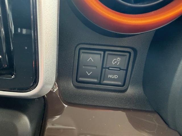 スペーシアギア ＨＹＢＲＩＤ　ＸＺ　２型　４ＷＤ　衝突被害軽減Ｓ　全方位ナビ　４ＷＤ　衝突被害軽減システム　アイドリングストップ　横滑り防止機能　衝突安全ボディ　バックカメラ　オートライト　スライドドア　プッシュスタート　プッシュスタート　シートヒーター　オートエアコン（48枚目）