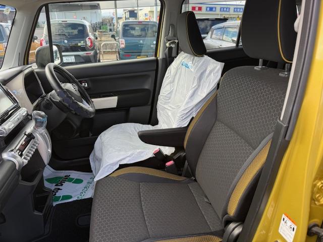 クロスビー ＨＹＢＲＩＤ　ＭＺ　ＭＮ７１Ｓ　４ＷＤ　全方位カメラ　４ＷＤ　衝突被害軽減システム　アイドリングストップ　横滑り防止機能　衝突安全ボディ　ドライブレコーダー　バックカメラ　オートライト　Ｂｌｕｅｔｏｏｔｈ　プッシュスタート　シートヒーター　オートエアコン（13枚目）