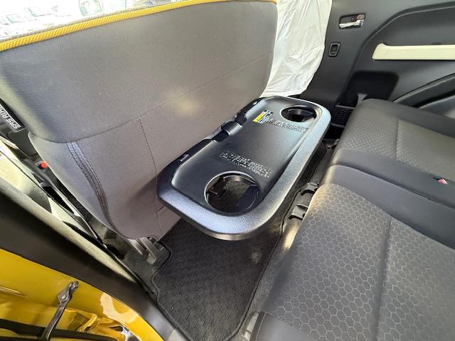 クロスビー ＨＹＢＲＩＤ　ＭＺ　ＭＮ７１Ｓ　４ＷＤ　全方位カメラ　４ＷＤ　衝突被害軽減システム　アイドリングストップ　横滑り防止機能　衝突安全ボディ　ドライブレコーダー　バックカメラ　オートライト　Ｂｌｕｅｔｏｏｔｈ　プッシュスタート　シートヒーター　オートエアコン（40枚目）