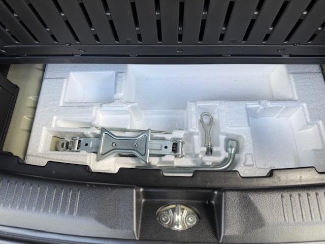 クロスビー ＨＹＢＲＩＤ　ＭＺ　ＭＮ７１Ｓ　４ＷＤ　全方位カメラ　４ＷＤ　衝突被害軽減システム　アイドリングストップ　横滑り防止機能　衝突安全ボディ　ドライブレコーダー　バックカメラ　オートライト　Ｂｌｕｅｔｏｏｔｈ　プッシュスタート　シートヒーター　オートエアコン（50枚目）